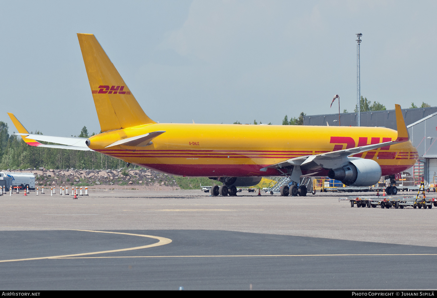 Aircraft Photo of G-DHLE | Boeing 767-3JHF | DHL International | AirHistory.net #181171