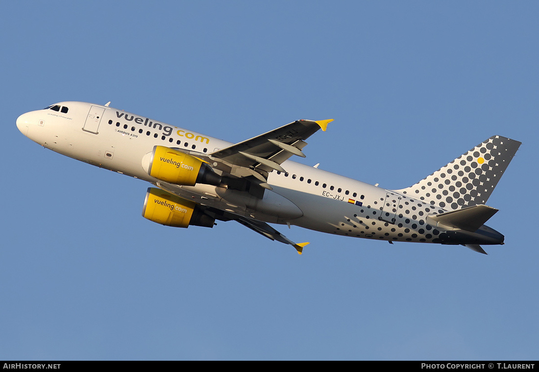 Aircraft Photo of EC-JXJ | Airbus A319-111 | Vueling Airlines | AirHistory.net #181195