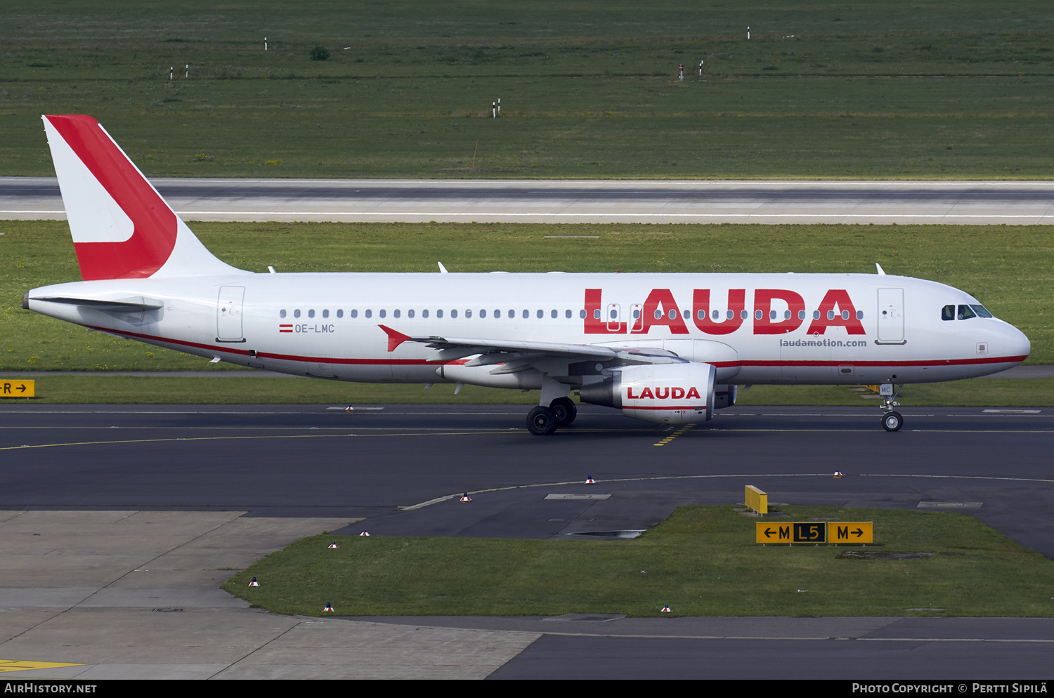 Aircraft Photo of OE-LMC | Airbus A320-214 | Lauda | AirHistory.net #181407