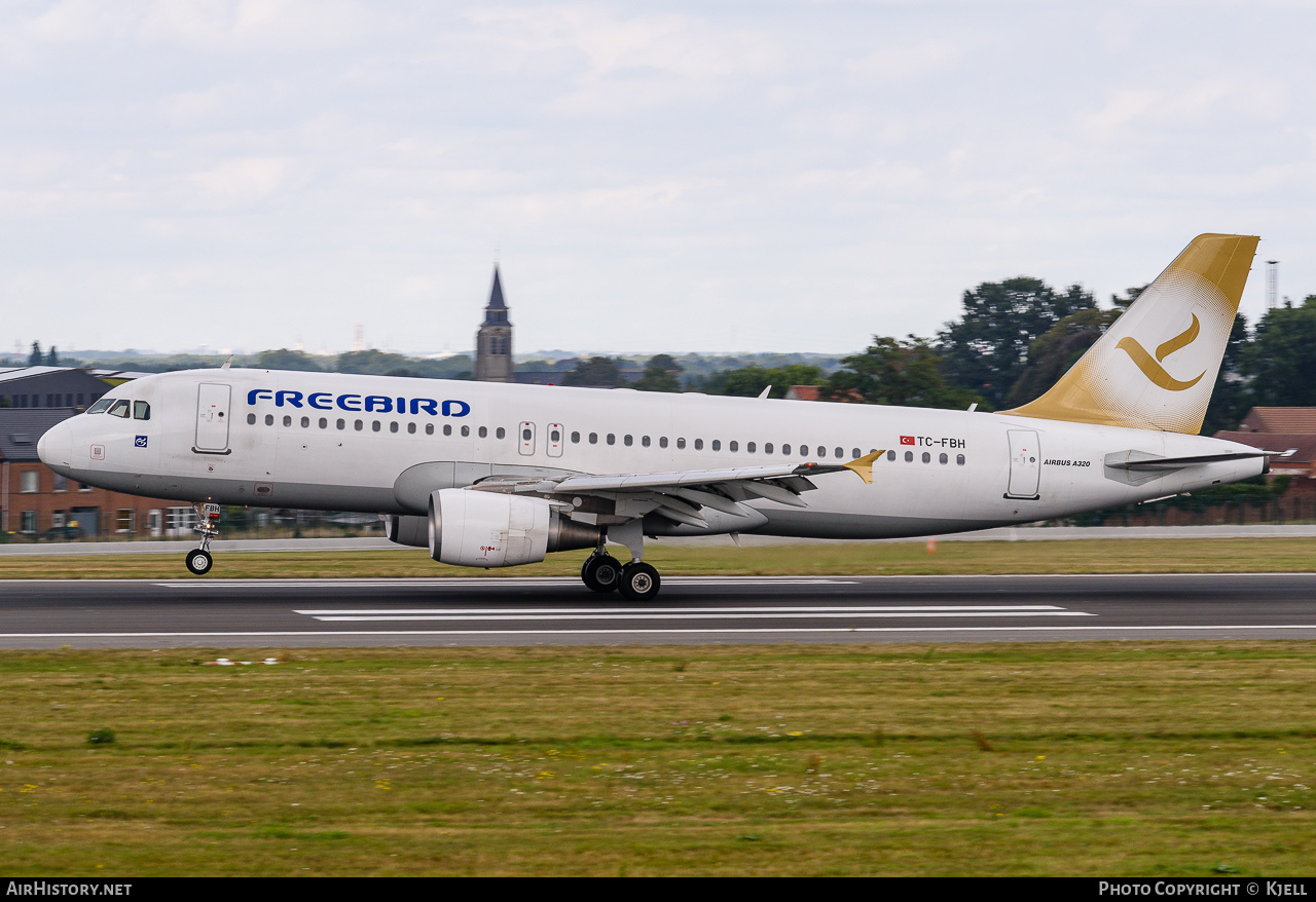 Aircraft Photo of TC-FBH | Airbus A320-214 | Freebird Airlines | AirHistory.net #181439