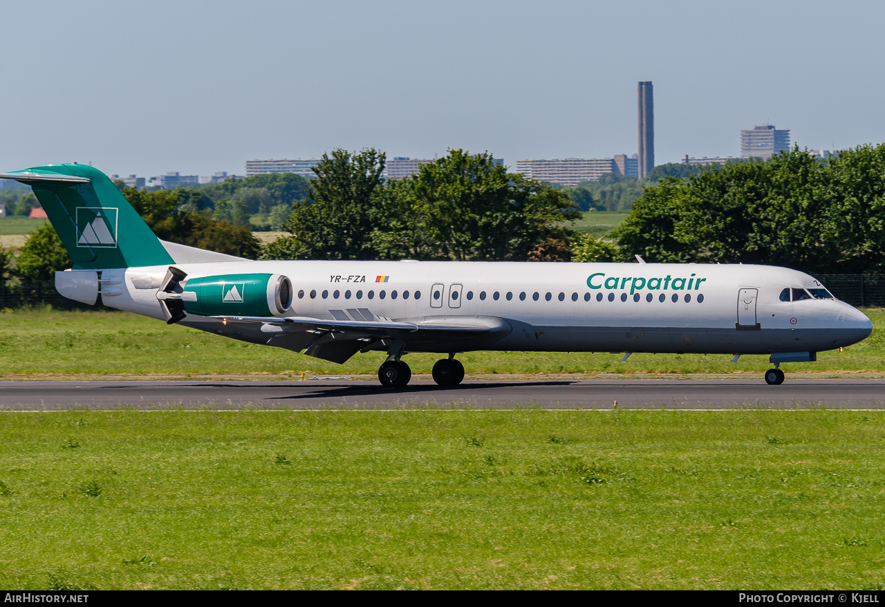 Aircraft Photo of YR-FZA | Fokker 100 (F28-0100) | Carpatair | AirHistory.net #181524