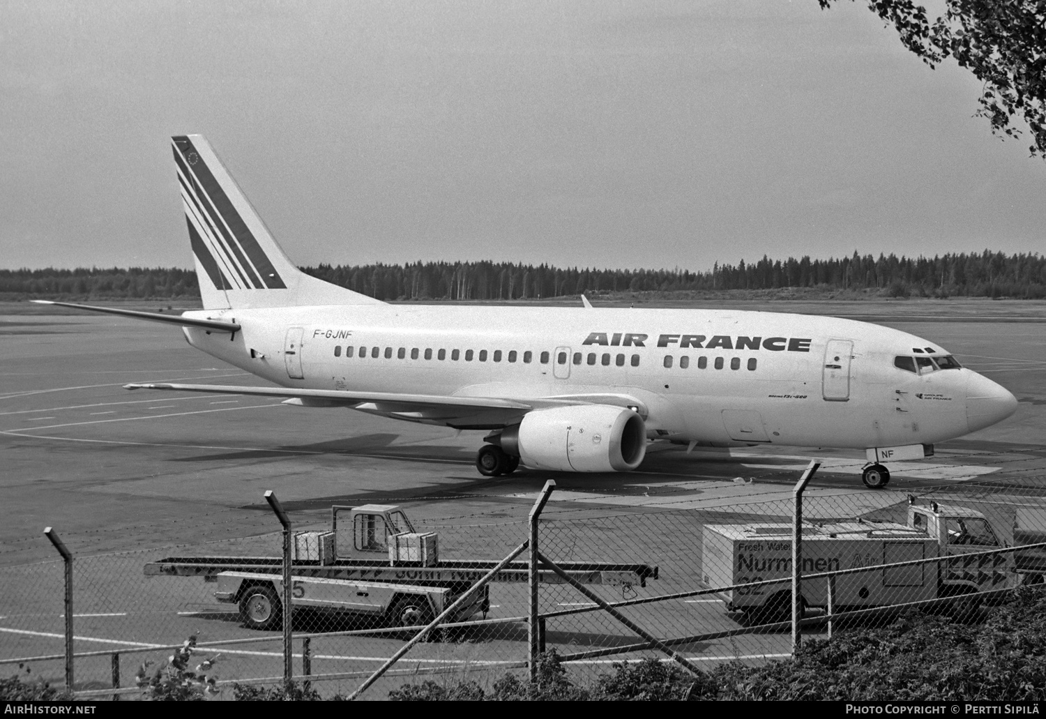 Aircraft Photo of F-GJNF | Boeing 737-528 | Air France | AirHistory.net #181602