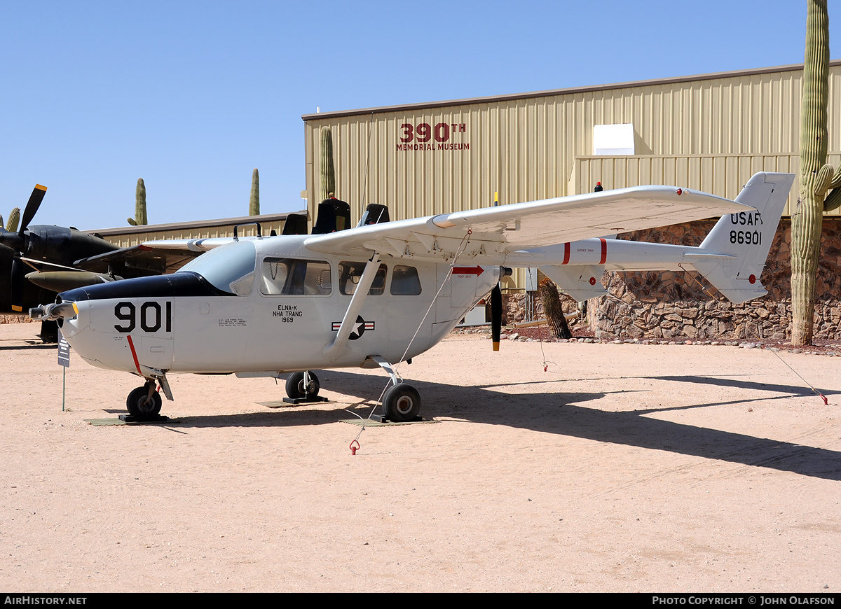 Aircraft Photo of N37581 | Cessna O-2A Super Skymaster | AirHistory.net #181700