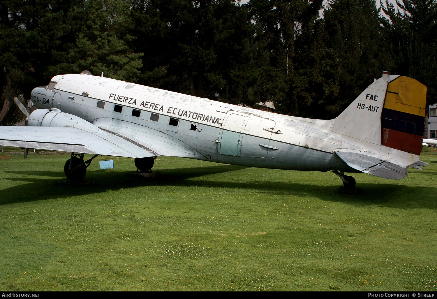 Aircraft Photo of FAE 77164 / HC-AUT | Douglas C-47B Skytrain | Ecuador - Air Force | AirHistory.net #181757