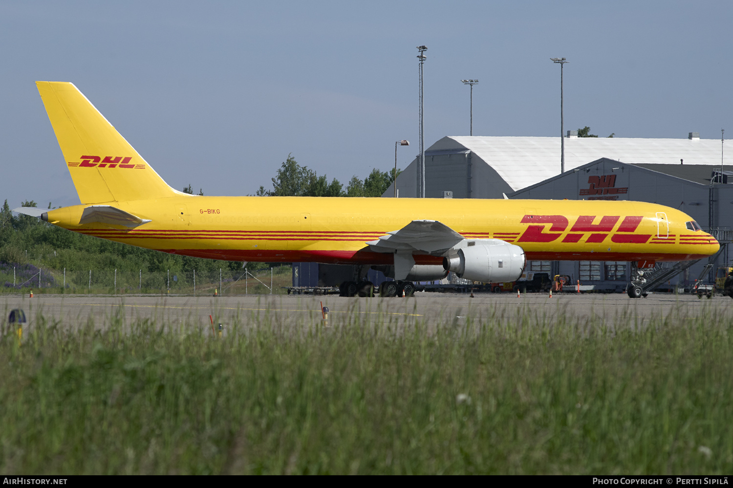 Aircraft Photo of G-BIKG | Boeing 757-236/SF | DHL International | AirHistory.net #181802