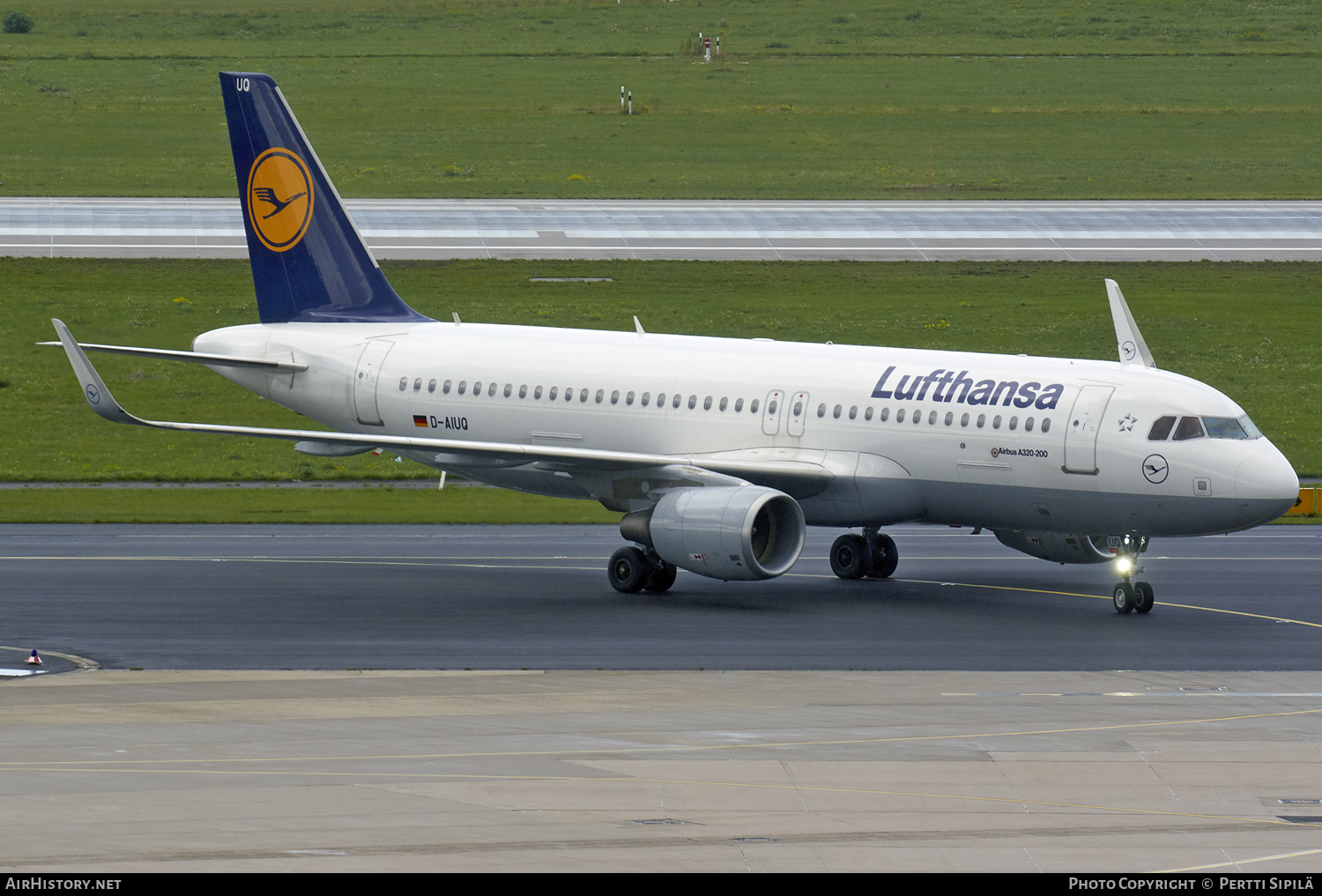 Aircraft Photo of D-AIUQ | Airbus A320-214 | Lufthansa | AirHistory.net #181912