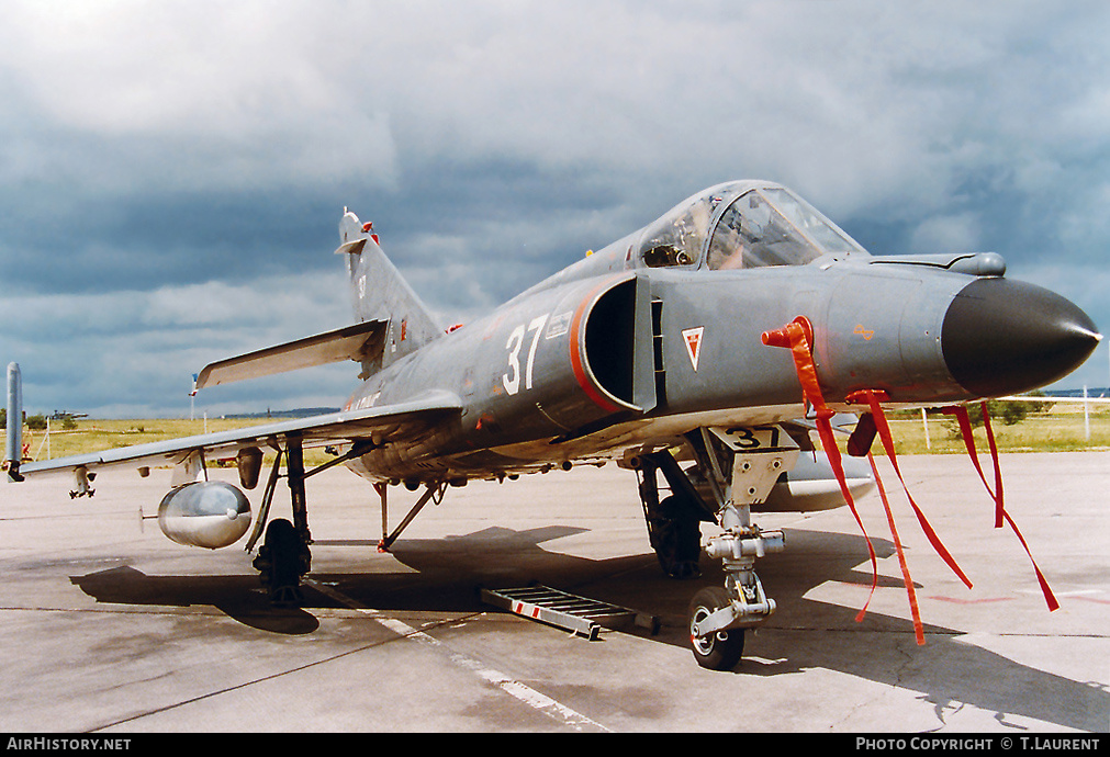 Aircraft Photo of 37 | Dassault Super Etendard | France - Navy | AirHistory.net #181950