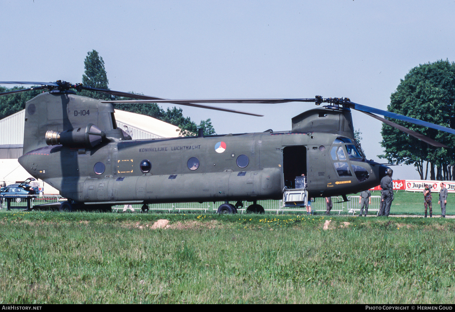 Aircraft Photo of D-104 | Boeing CH-47D Chinook (414) | Netherlands - Air Force | AirHistory.net #181973