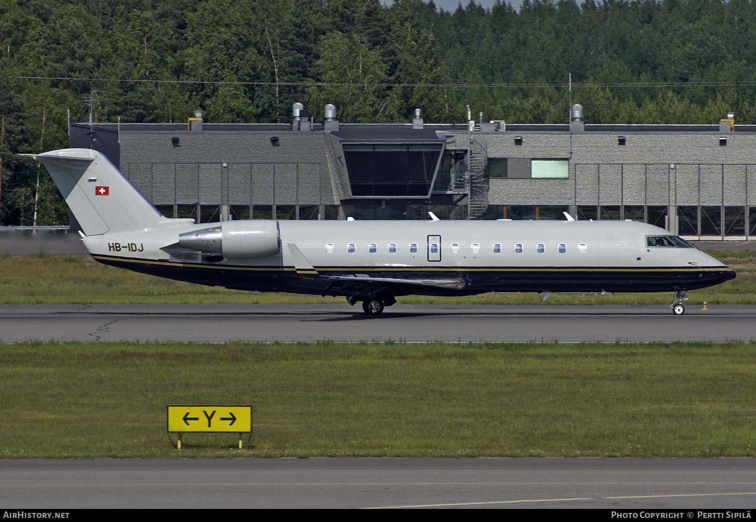 Aircraft Photo of HB-IDJ | Canadair CRJ-100SE (CL-600-2B19) | TAG Aviation | AirHistory.net #182052