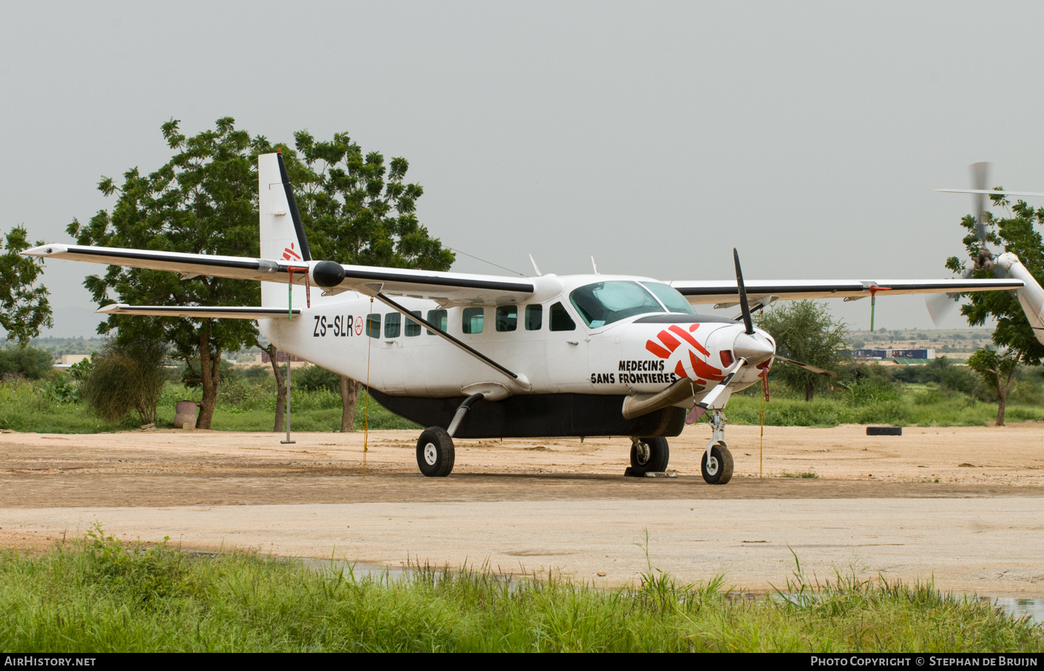 Aircraft Photo of ZS-SLR | Cessna 208B Grand Caravan | Médecins Sans Frontières | AirHistory.net #182062