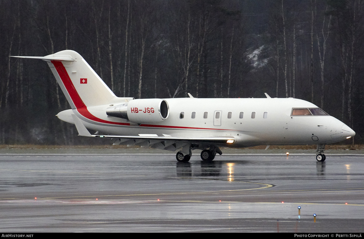 Aircraft Photo of HB-JSG | Bombardier Challenger 605 (CL-600-2B16) | AirHistory.net #182090