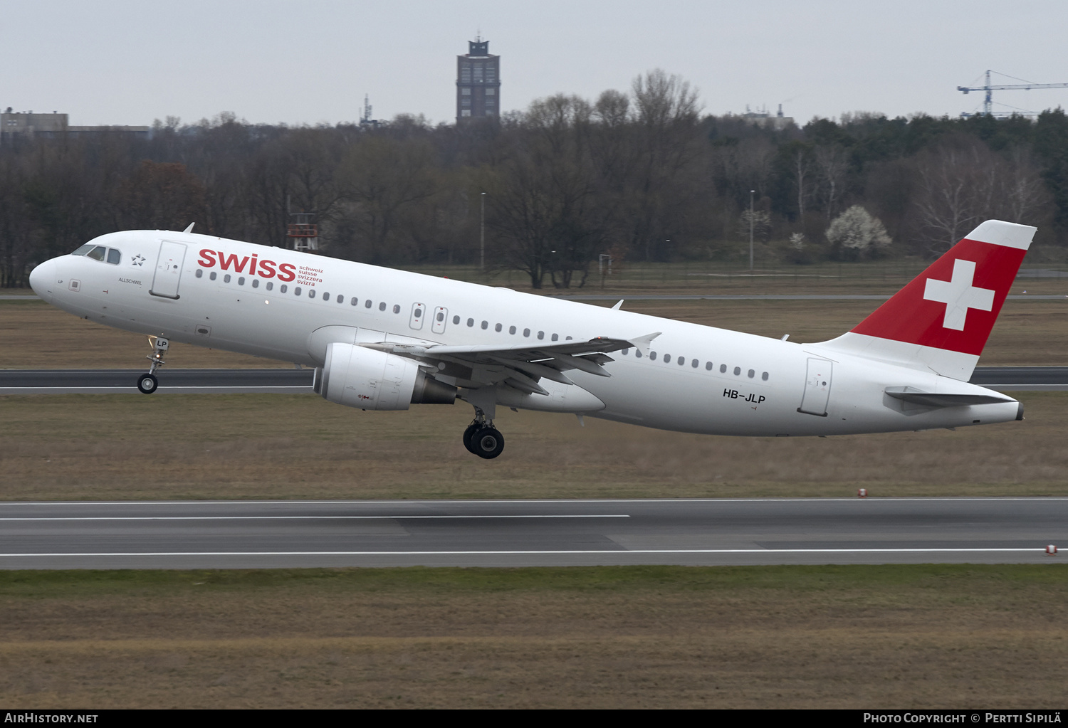 Aircraft Photo of HB-JLP | Airbus A320-214 | Swiss International Air Lines | AirHistory.net #182103