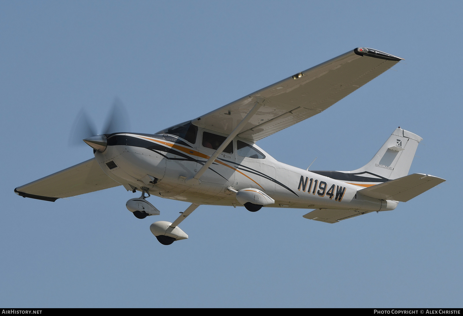 Aircraft Photo of N1194W | Cessna 182T Skylane | AirHistory.net #182148