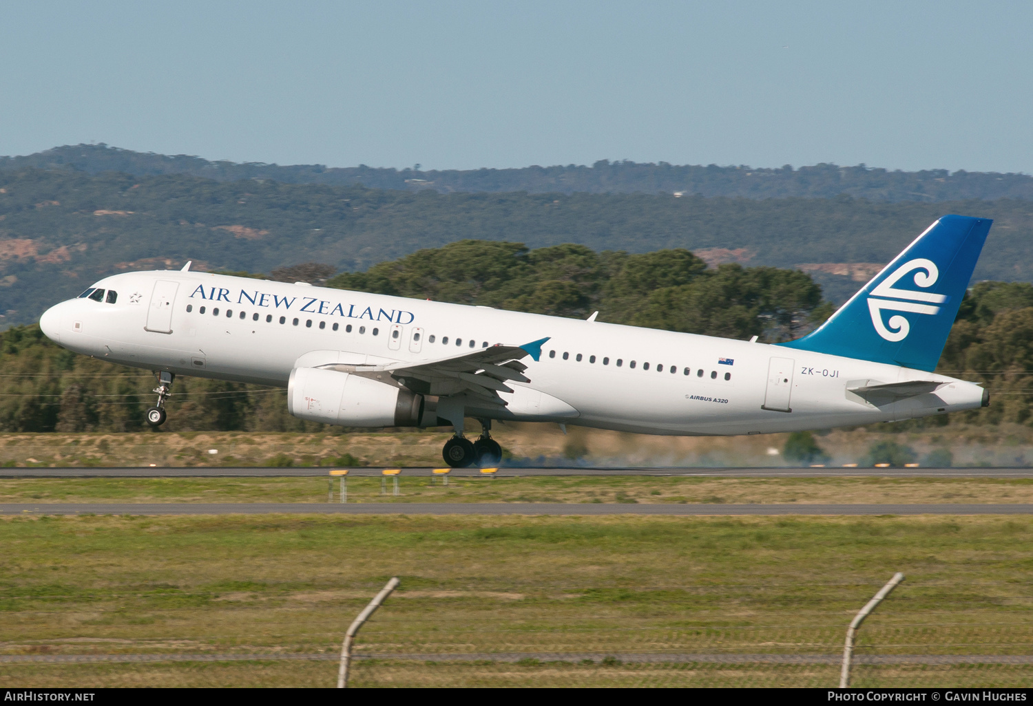 Aircraft Photo of ZK-OJI | Airbus A320-232 | Air New Zealand | AirHistory.net #182272