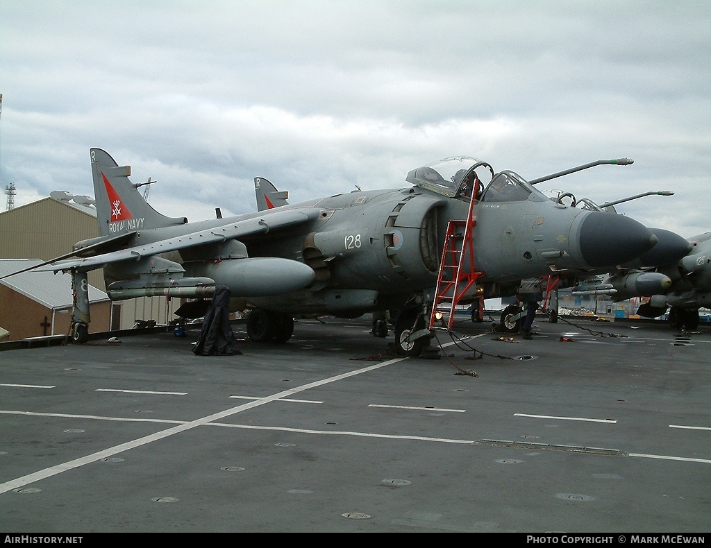 Aircraft Photo of ZD579 | British Aerospace Sea Harrier FA2 | UK - Navy | AirHistory.net #182314