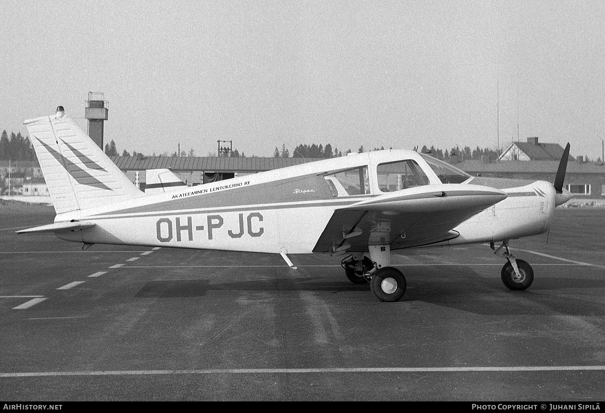 Aircraft Photo of OH-PJC | Piper PA-28-140 Cherokee | Akateeminen Lentokerho | AirHistory.net #182385