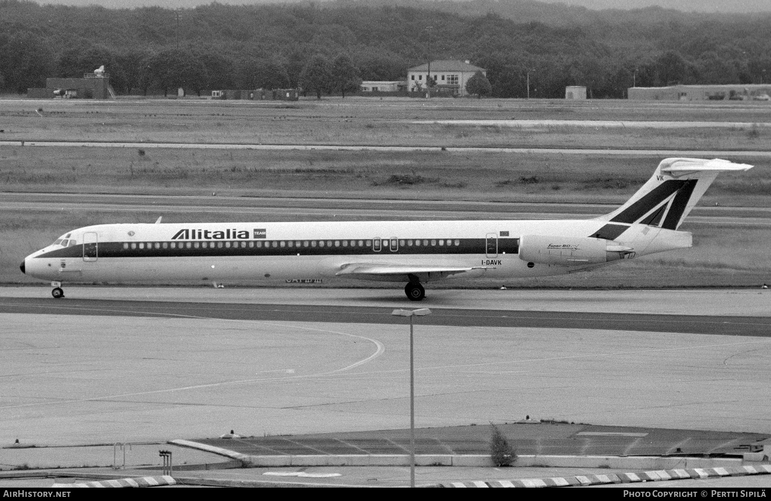 Aircraft Photo of I-DAVK | McDonnell Douglas MD-82 (DC-9-82) | Alitalia | AirHistory.net #182410