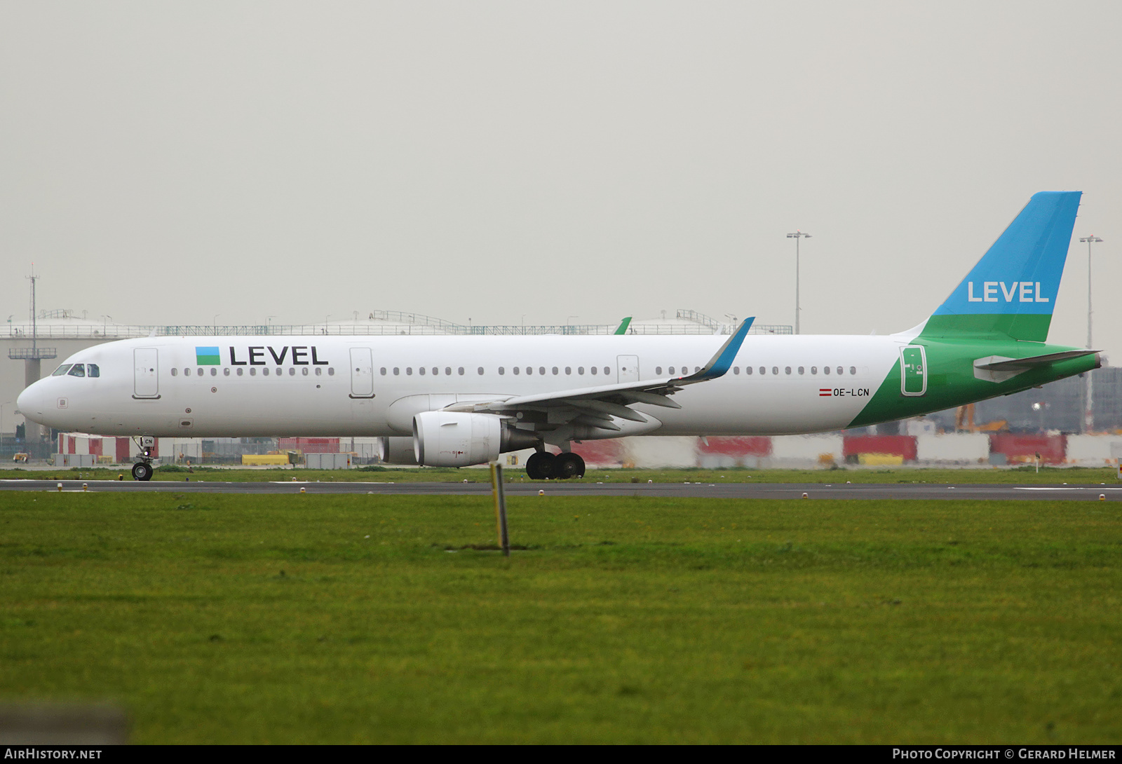 Aircraft Photo of OE-LCN | Airbus A321-211 | Level | AirHistory.net #182484