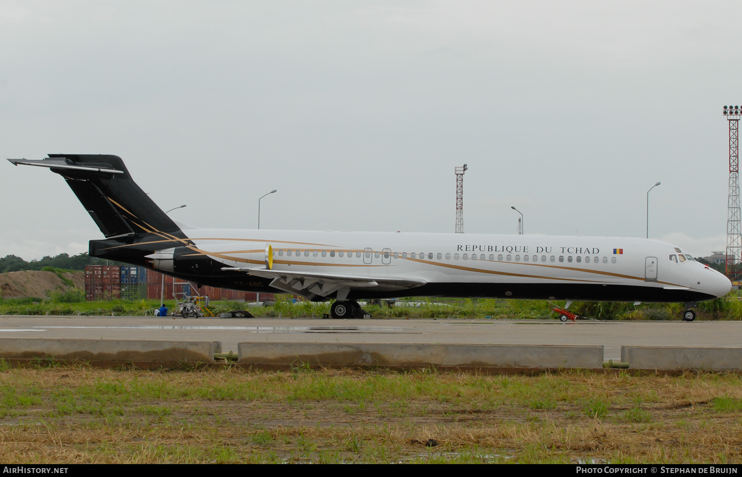 Aircraft Photo of TT-ABC | McDonnell Douglas MD-87 (DC-9-87) | Chad - Air Force | AirHistory.net #182514