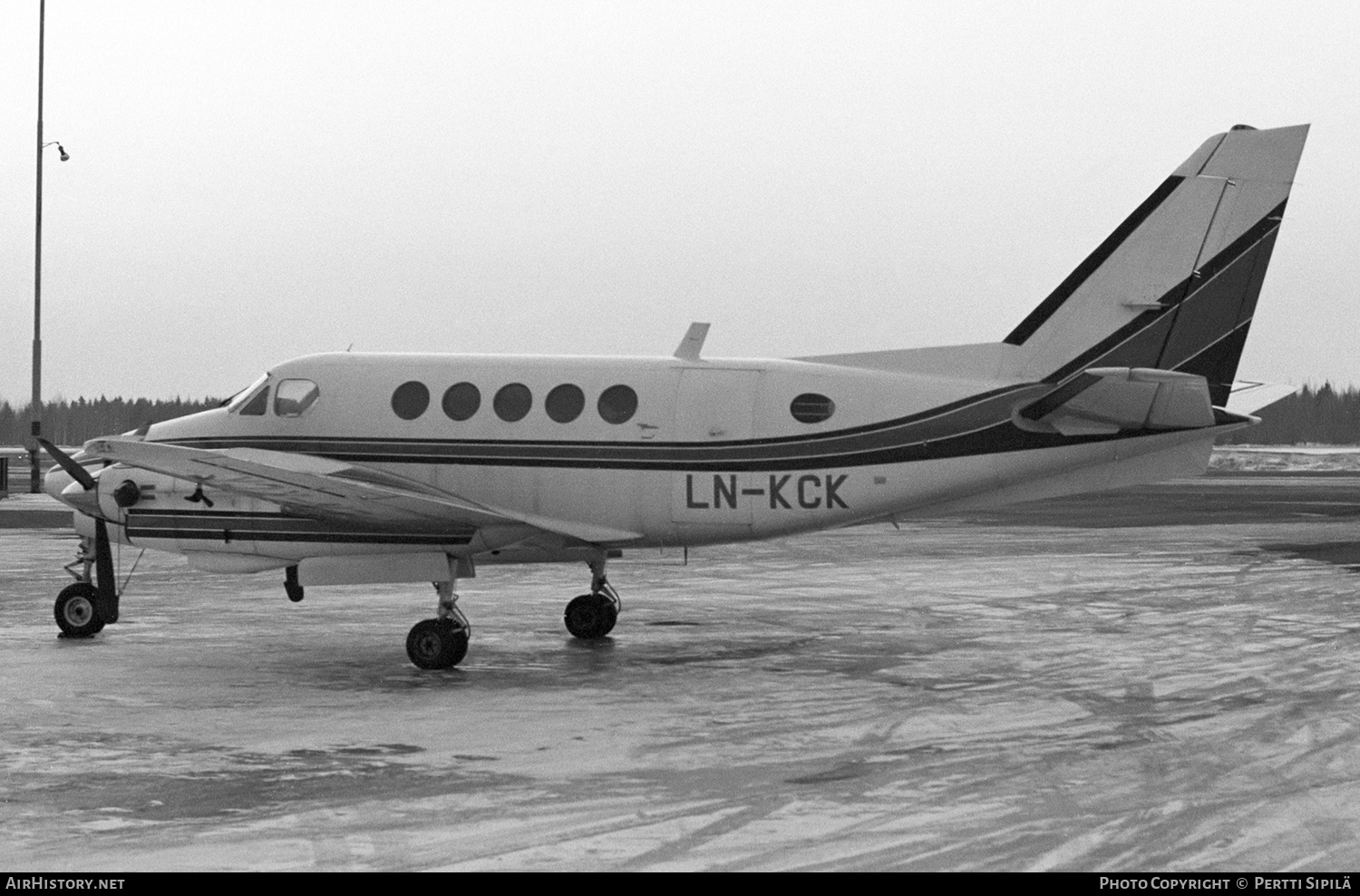 Aircraft Photo of LN-KCK | Beech 100 King Air | AirHistory.net #182545