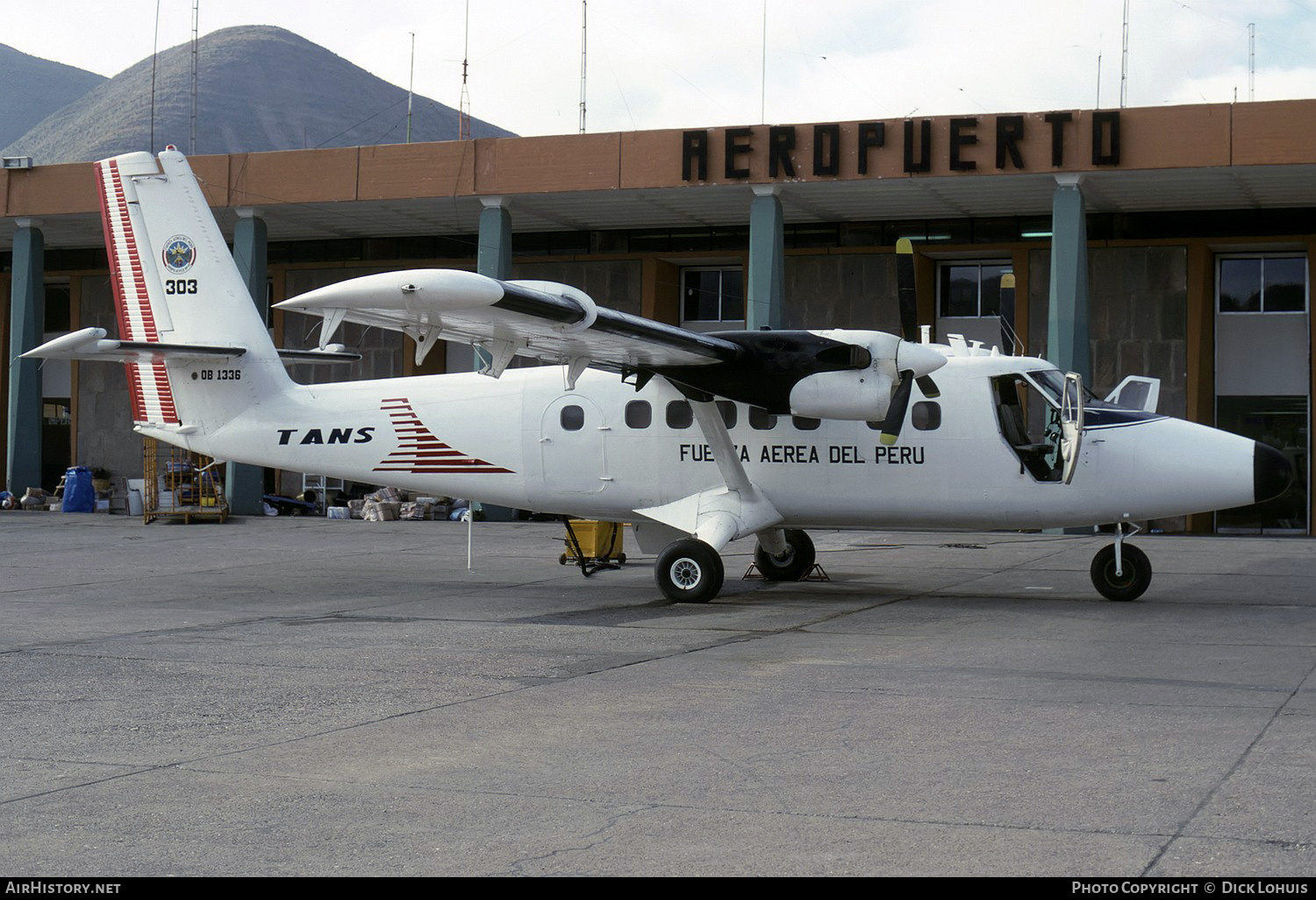 Aircraft Photo of 303 | De Havilland Canada DHC-6-300 Twin Otter | Peru - Air Force | AirHistory.net #182574