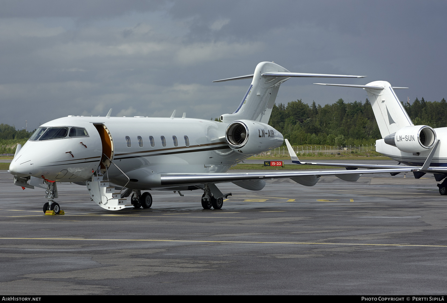 Aircraft Photo of LN-AIR | Bombardier Challenger 300 (BD-100-1A10) | AirHistory.net #182603