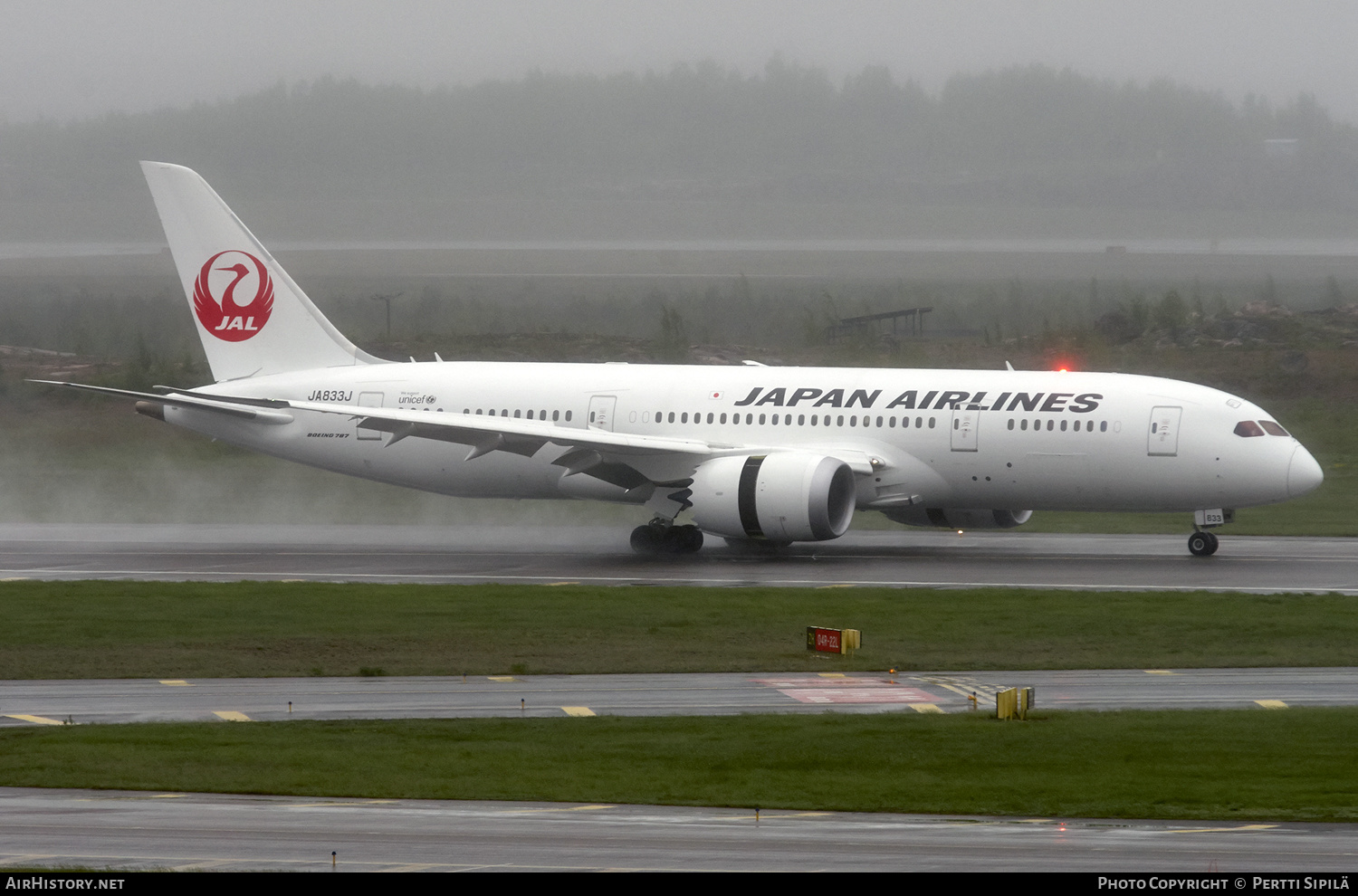 Aircraft Photo of JA833J | Boeing 787-8 Dreamliner | Japan Airlines - JAL | AirHistory.net #182606