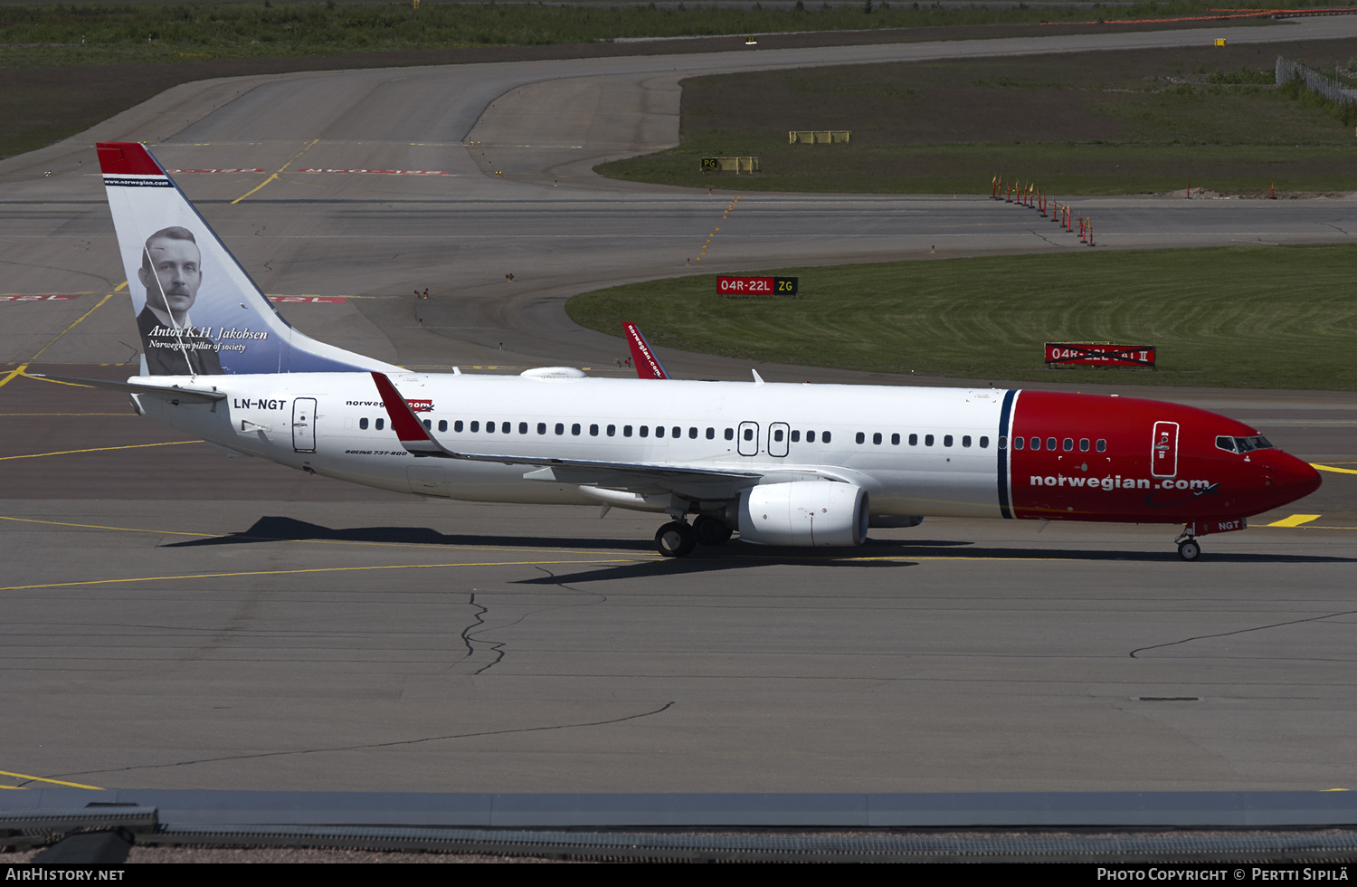 Aircraft Photo of LN-NGT | Boeing 737-8JP | Norwegian | AirHistory.net #182667