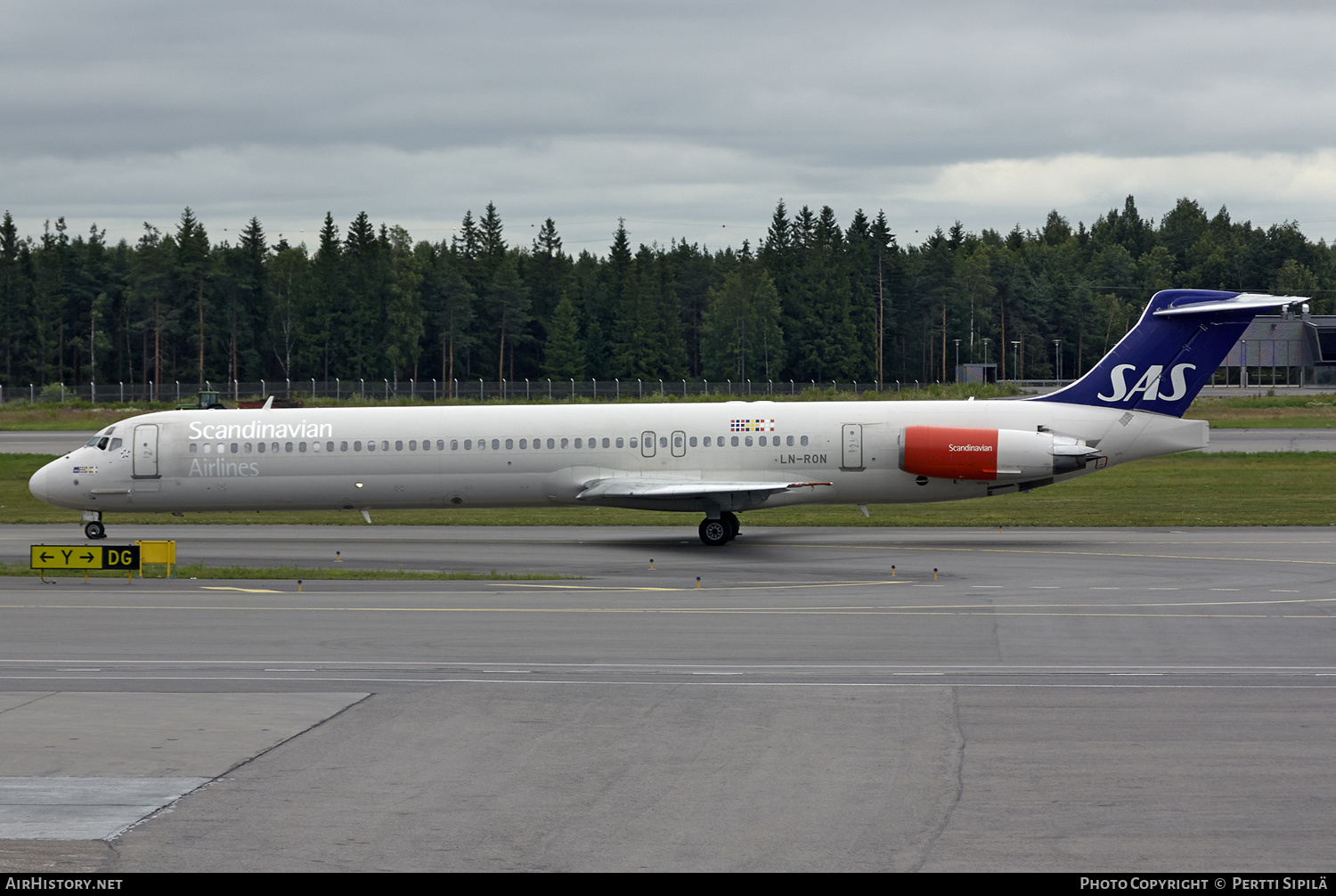 Aircraft Photo of LN-RON | McDonnell Douglas MD-82 (DC-9-82) | Scandinavian Airlines - SAS | AirHistory.net #182778