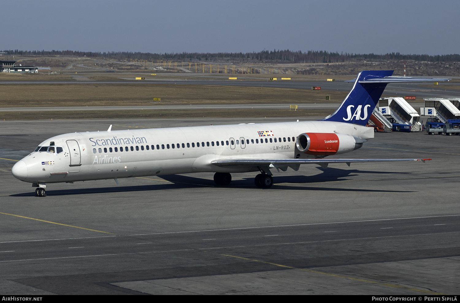 Aircraft Photo of LN-ROZ | McDonnell Douglas MD-87 (DC-9-87) | Scandinavian Airlines - SAS | AirHistory.net #182792