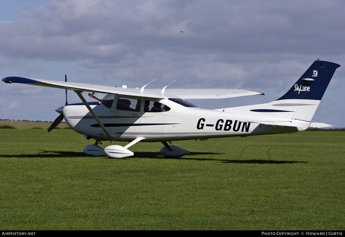 Aircraft Photo of G-GBUN | Cessna 182T Skylane | AirHistory.net #182858