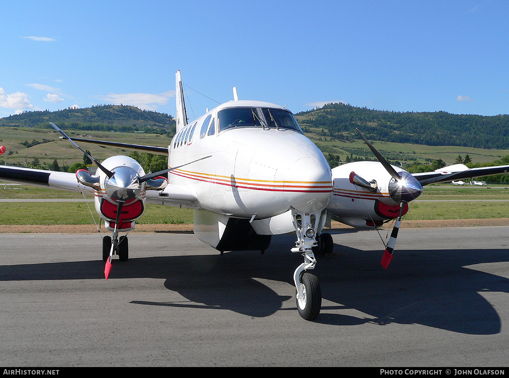 Aircraft Photo of C-FMWM | Beech 100 King Air | Kenn Borek Air | AirHistory.net #182905