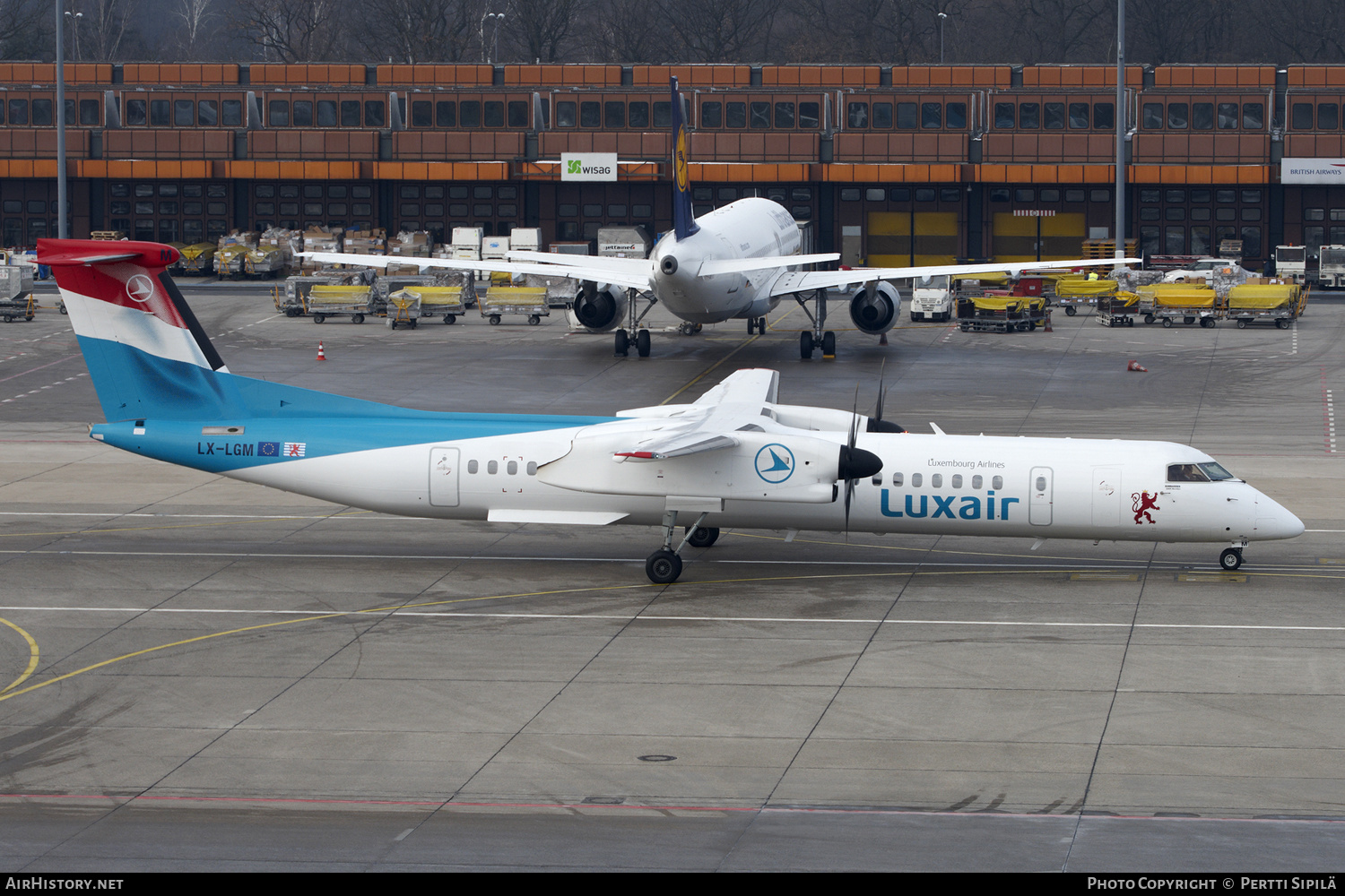 Aircraft Photo of LX-LGM | Bombardier DHC-8-402 Dash 8 | Luxair | AirHistory.net #182911