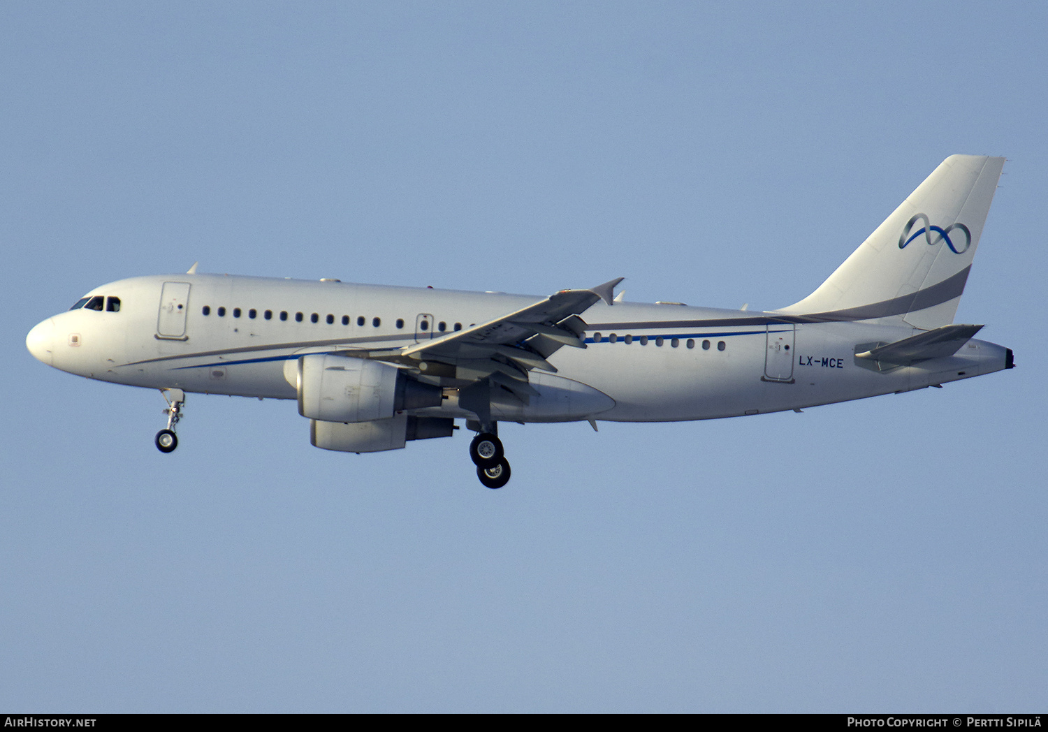 Aircraft Photo of LX-MCE | Airbus ACJ319 (A319-115/CJ) | AirHistory.net #182922