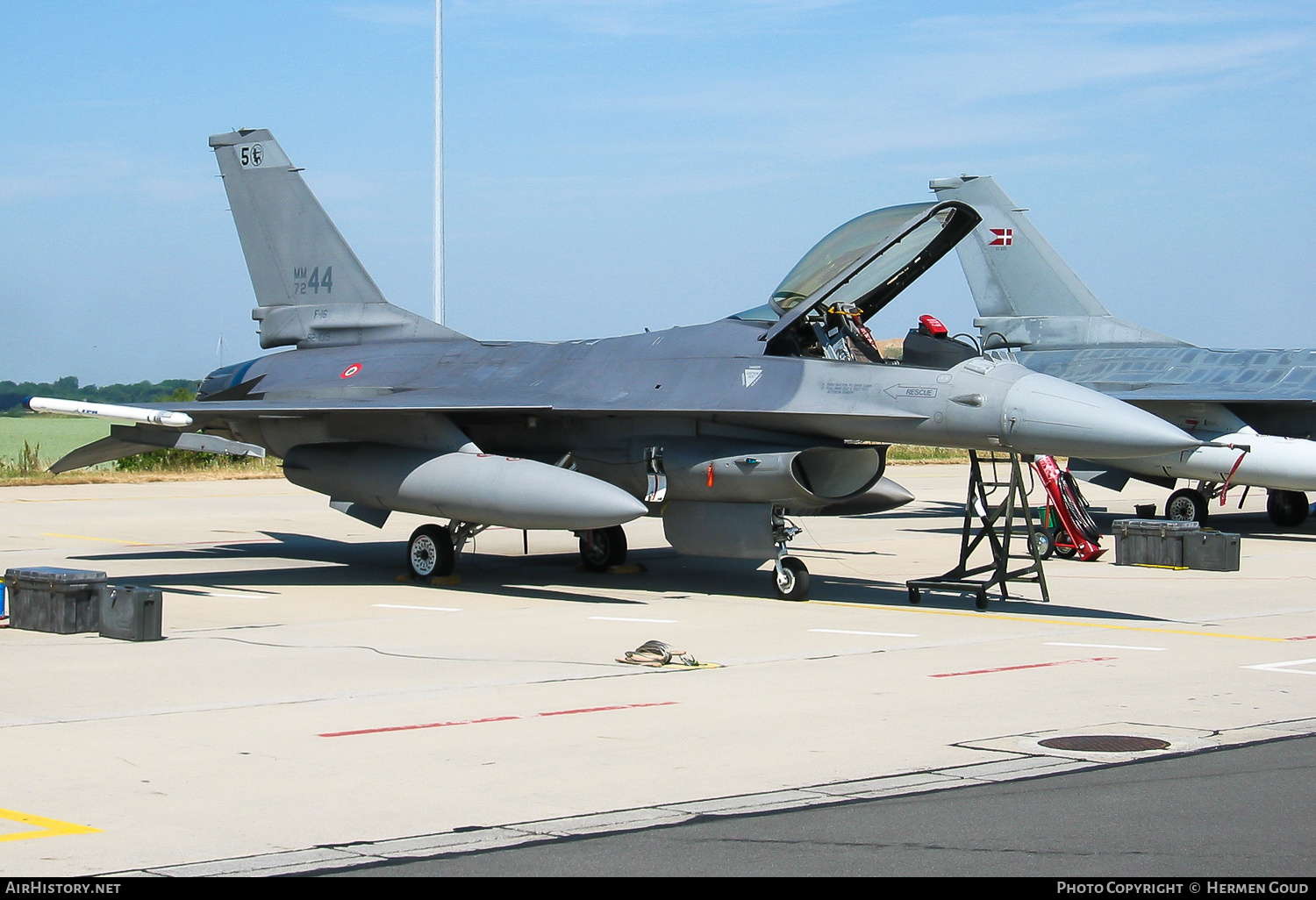 Aircraft Photo of MM7244 | General Dynamics F-16A/ADF Fighting Falcon | Italy - Air Force | AirHistory.net #182945