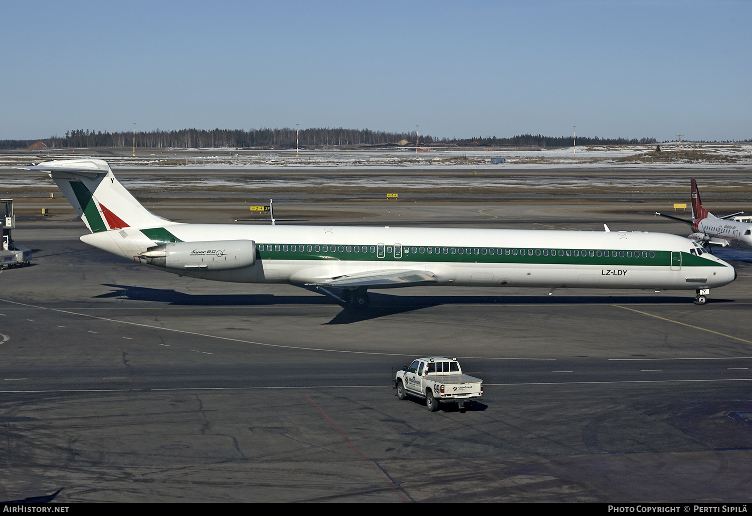 Aircraft Photo of LZ-LDY | McDonnell Douglas MD-82 (DC-9-82) | Bulgarian Air Charter | AirHistory.net #182980