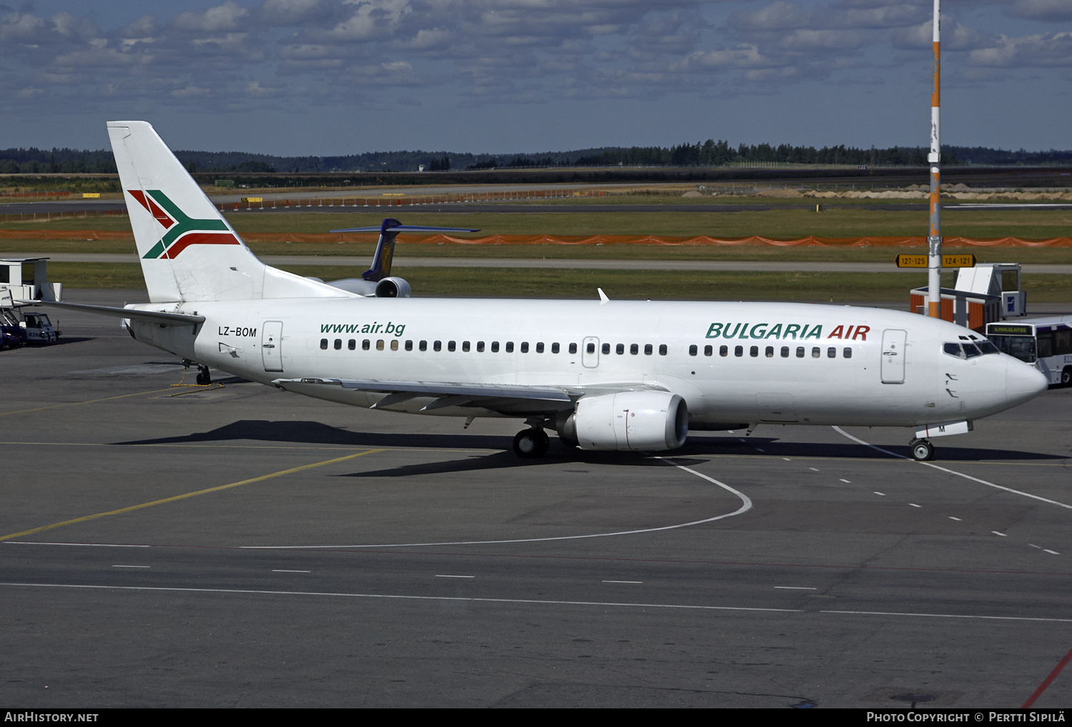 Aircraft Photo of LZ-BOM | Boeing 737-31S | Bulgaria Air | AirHistory.net #183052