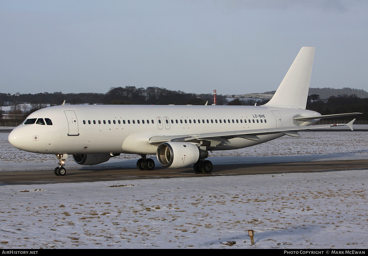 Aircraft Photo of LZ-BHE | Airbus A320-211 | Balkan Holidays Air - BH Air | AirHistory.net #183269