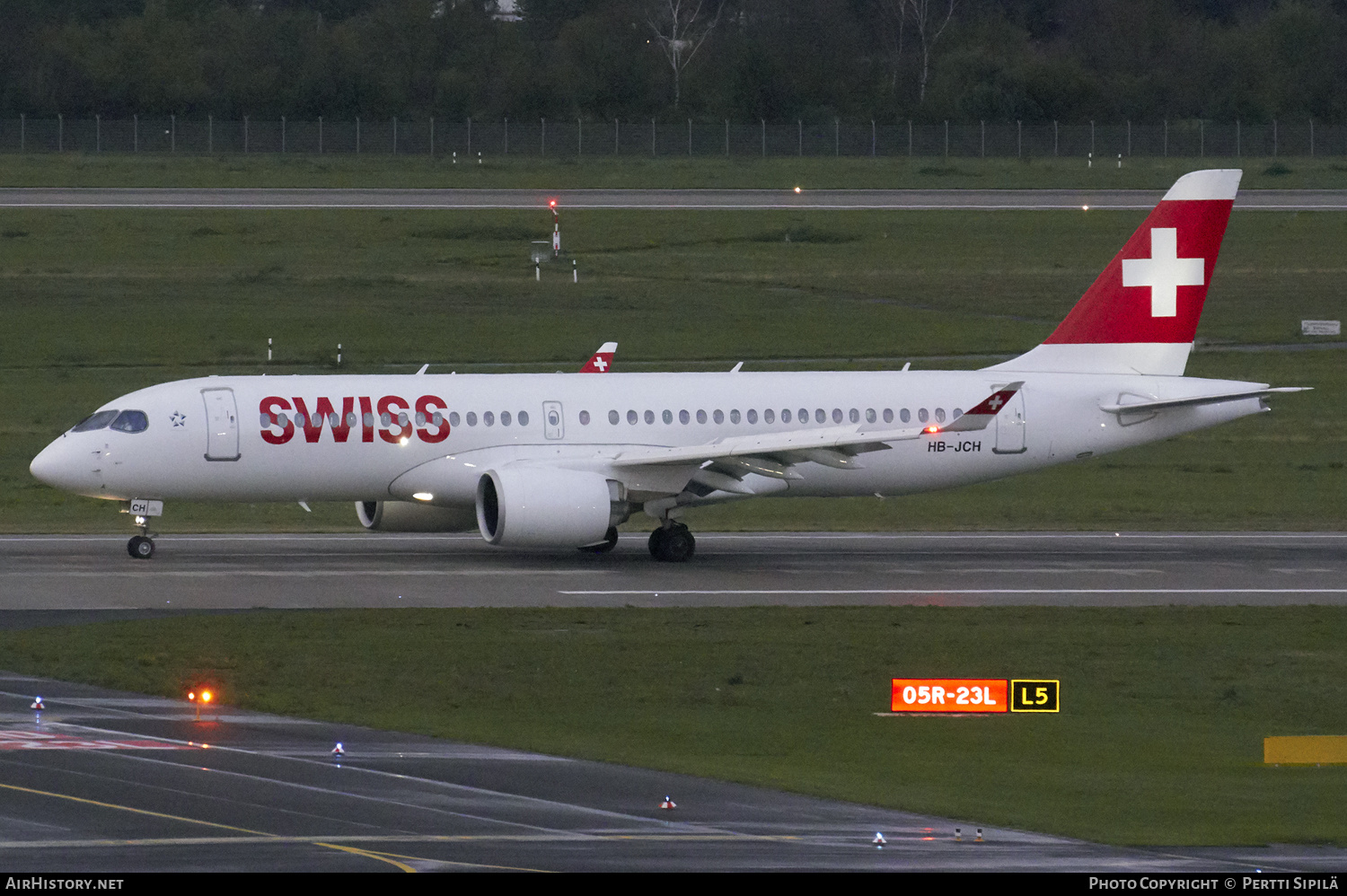 Aircraft Photo of HB-JCH | Bombardier CSeries CS300 (BD-500-1A11) | Swiss International Air Lines | AirHistory.net #183344