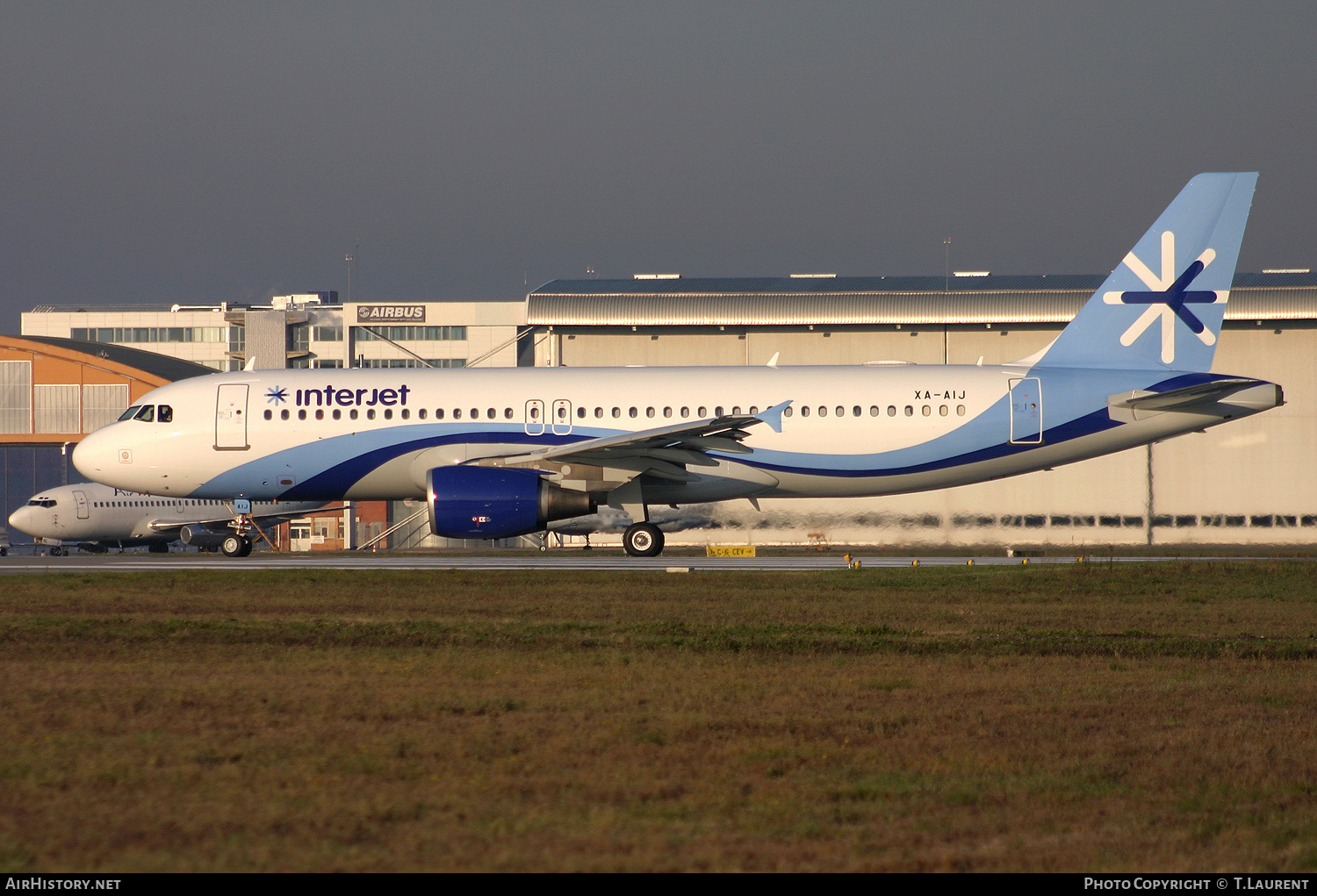 Aircraft Photo of XA-AIJ | Airbus A320-214 | Interjet | AirHistory.net #183459