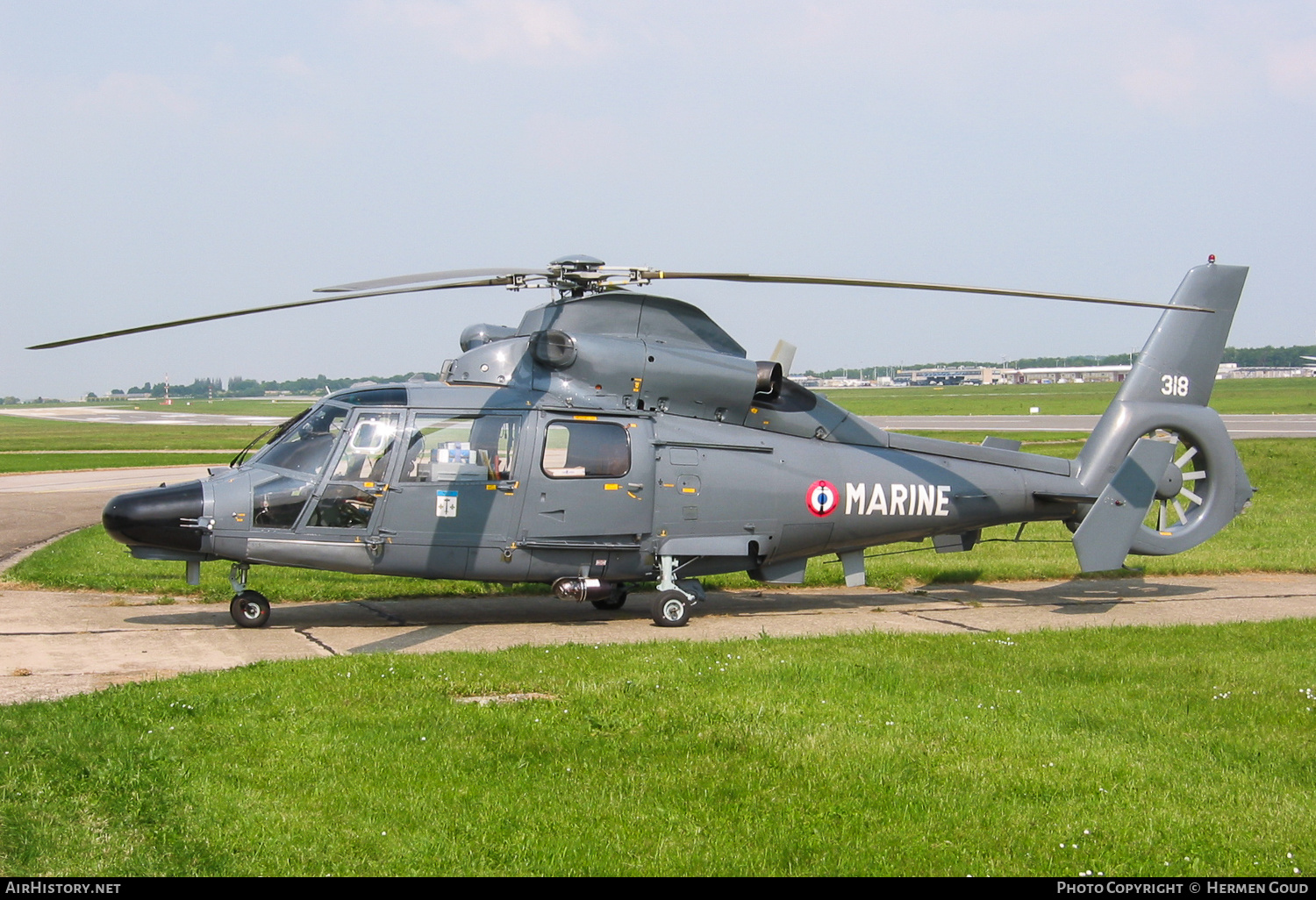 Aircraft Photo of 318 | Aerospatiale AS-365F Dauphin 2 | France - Navy | AirHistory.net #183532