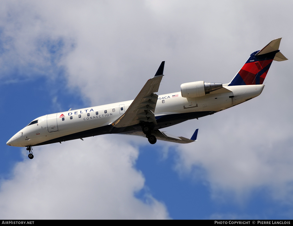 Aircraft Photo of N954CA | Canadair CRJ-100ER (CL-600-2B19) | Delta Connection | AirHistory.net #183668