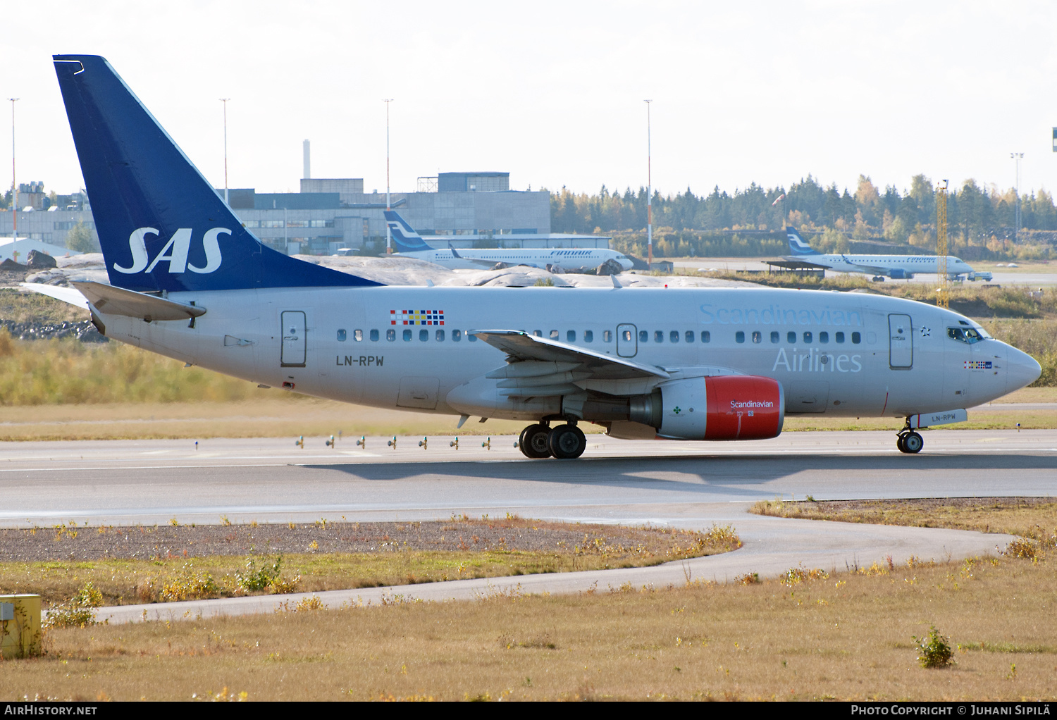 Aircraft Photo of LN-RPW | Boeing 737-683 | Scandinavian Airlines - SAS | AirHistory.net #183697