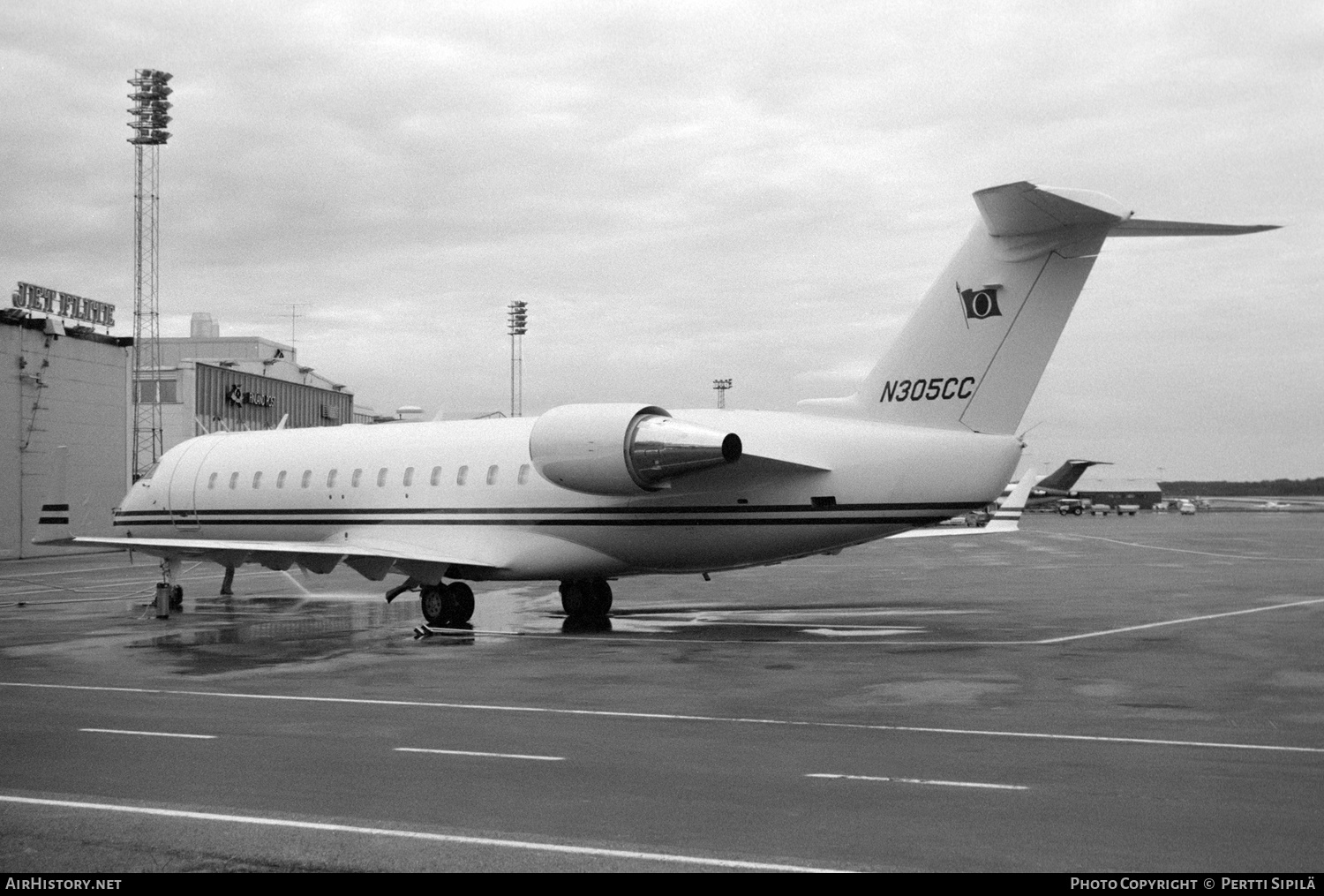 Aircraft Photo of N305CC | Canadair CRJ-100SE (CL-600-2B19) | Carnival Corporation | AirHistory.net #183813