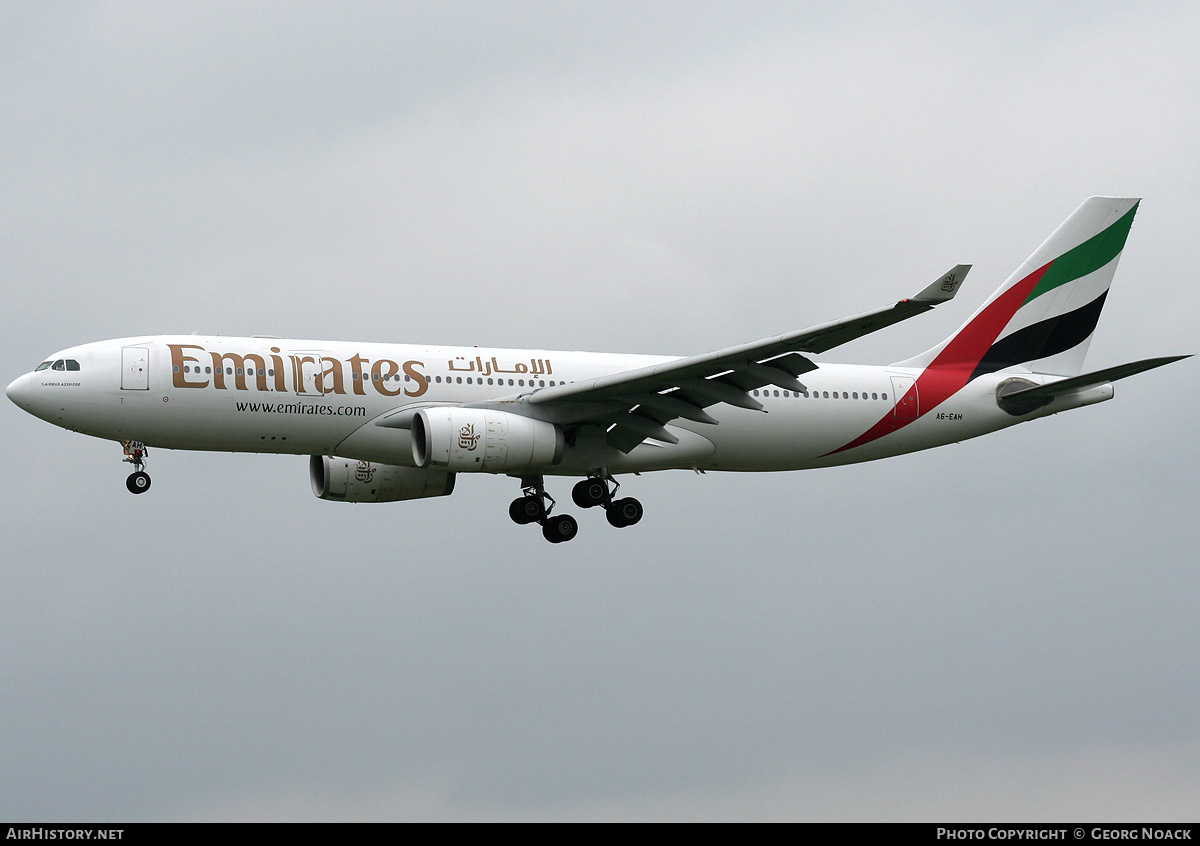 Aircraft Photo of A6-EAH | Airbus A330-243 | Emirates | AirHistory.net #183870