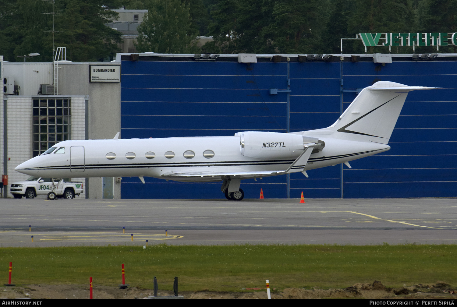 Aircraft Photo of N327TL | Gulfstream Aerospace G-IV Gulfstream IV-SP | AirHistory.net #183902