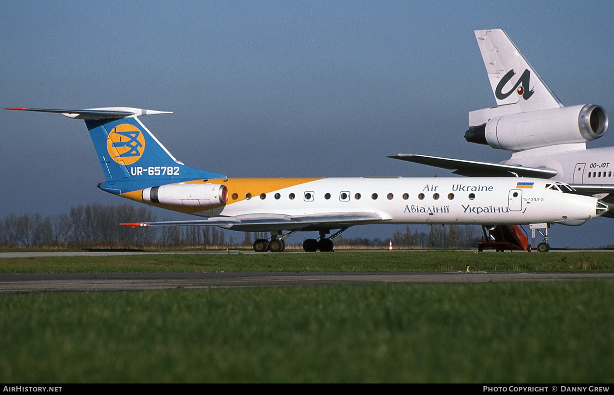 Aircraft Photo of UR-65782 | Tupolev Tu-134A-3 | Air Ukraine | AirHistory.net #183911