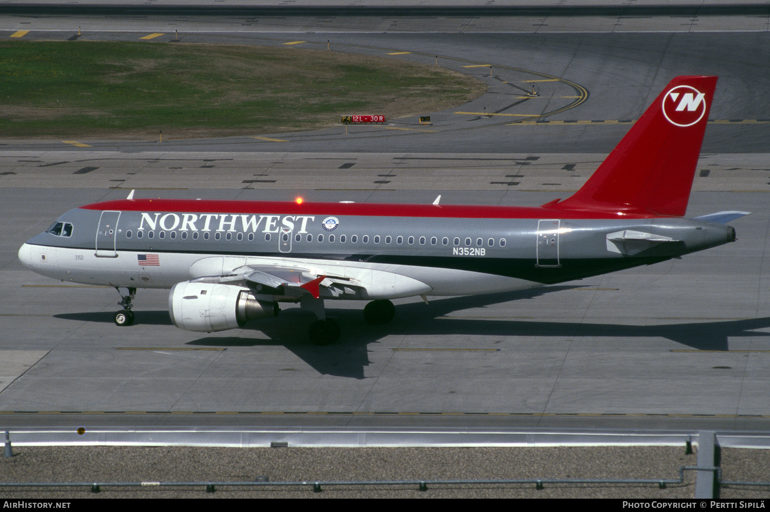 Aircraft Photo of N352NB | Airbus A319-114 | Northwest Airlines | AirHistory.net #183913