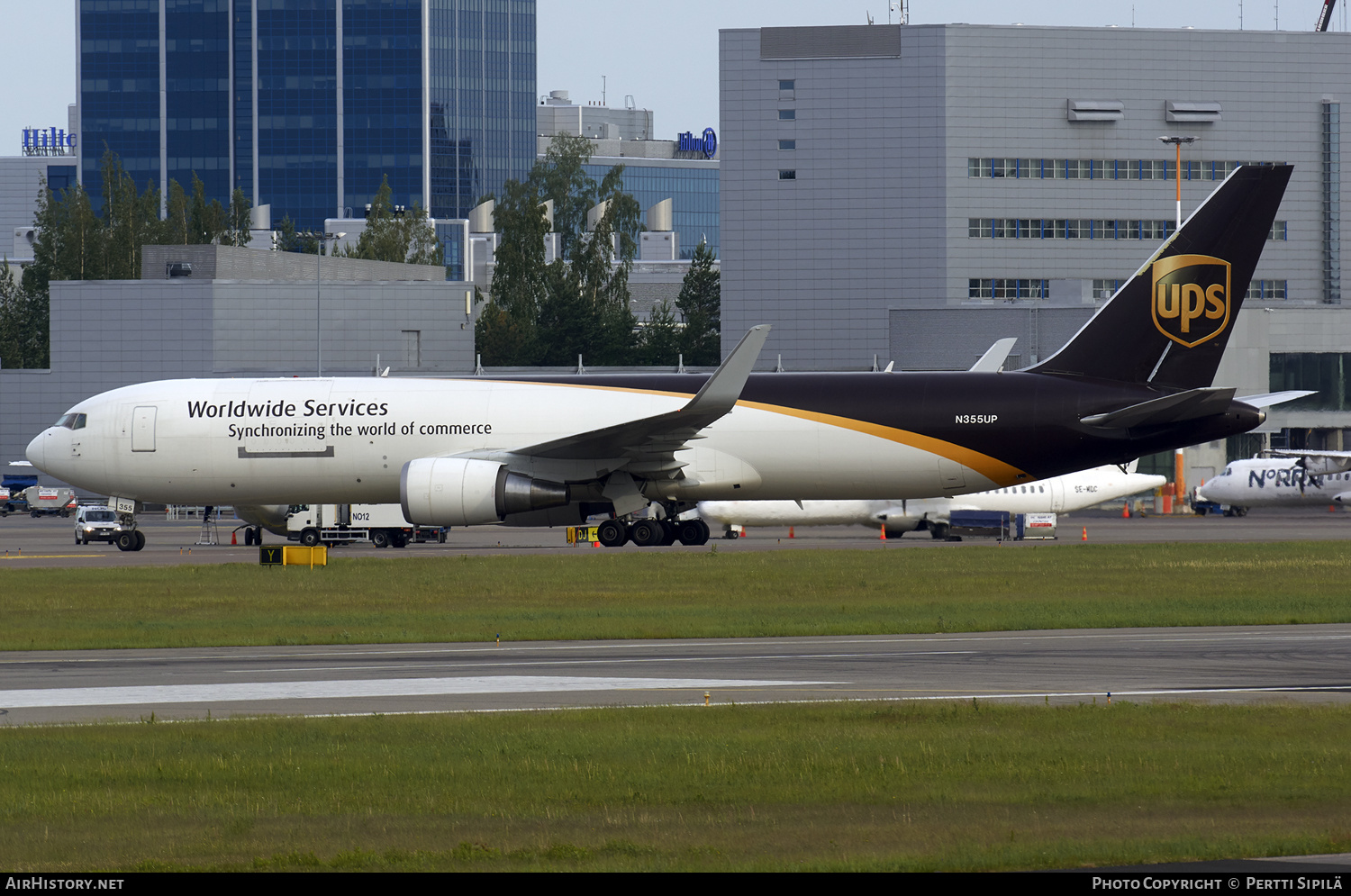 Aircraft Photo of N355UP | Boeing 767-34AF/ER | United Parcel Service - UPS | AirHistory.net #183914