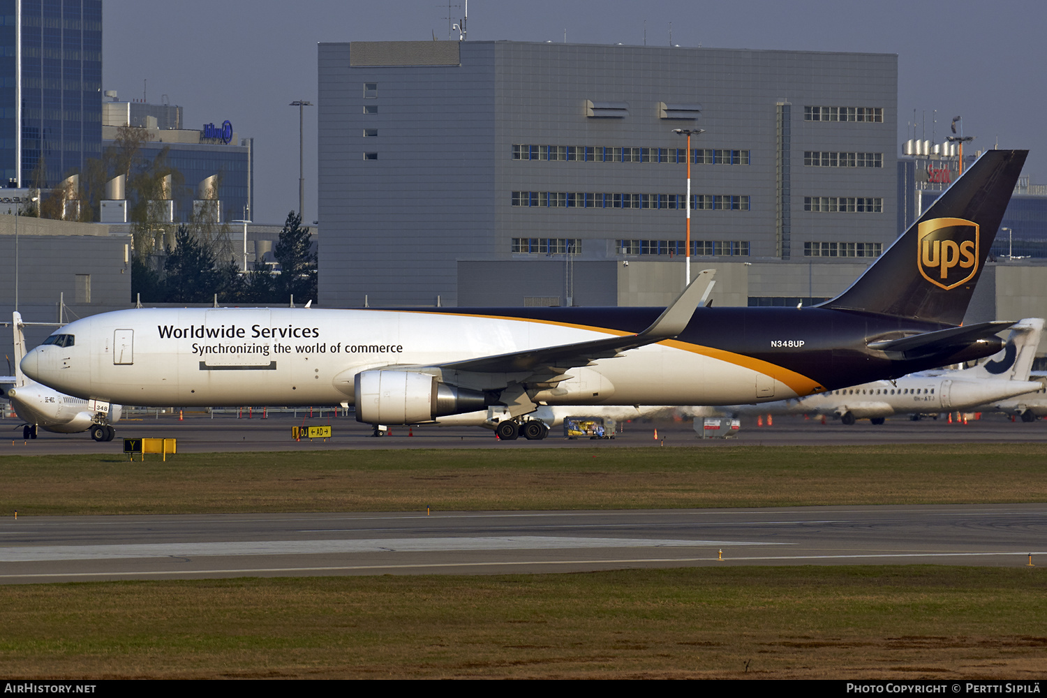 Aircraft Photo of N348UP | Boeing 767-34AF/ER | United Parcel Service - UPS | AirHistory.net #183943